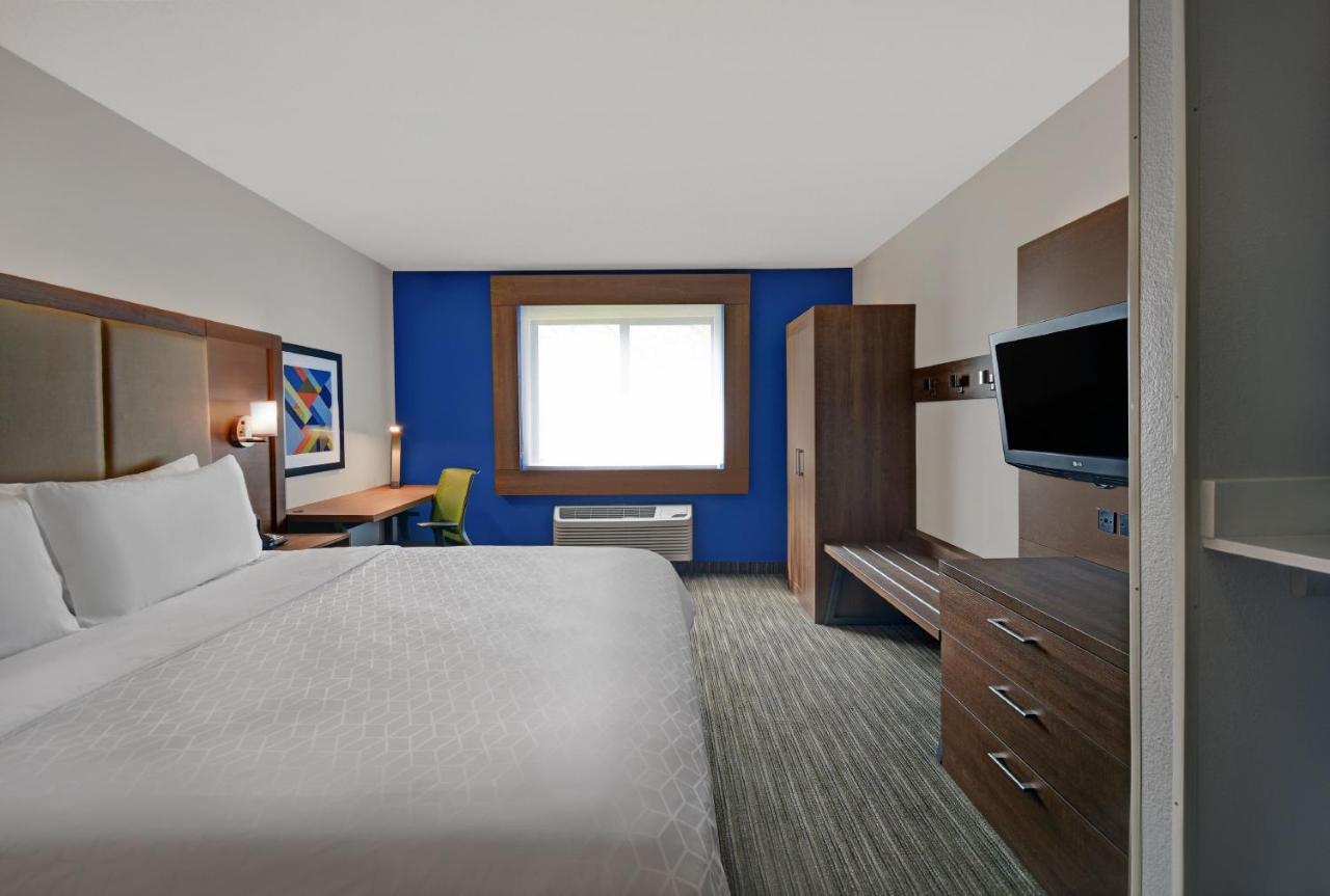 Holiday Inn Express Marshall, An Ihg Hotel Exterior photo